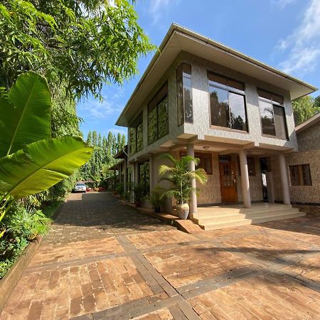 Sangana Lodge Моши Екстериор снимка