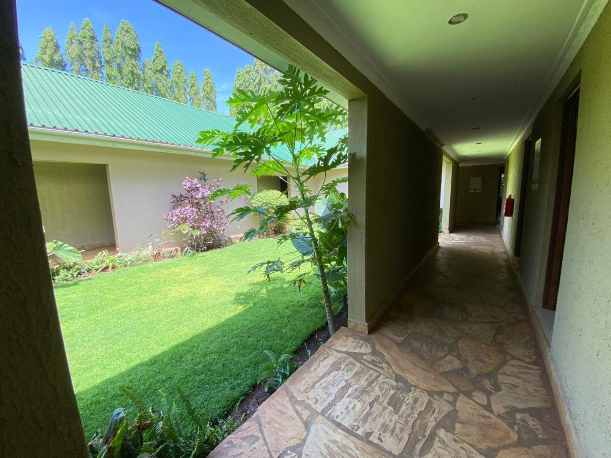 Sangana Lodge Моши Екстериор снимка