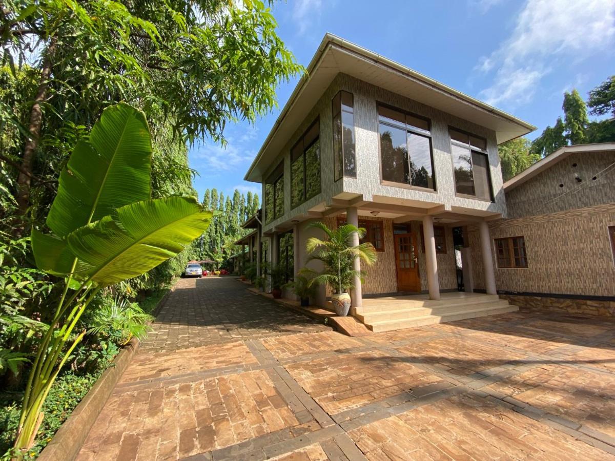 Sangana Lodge Моши Екстериор снимка