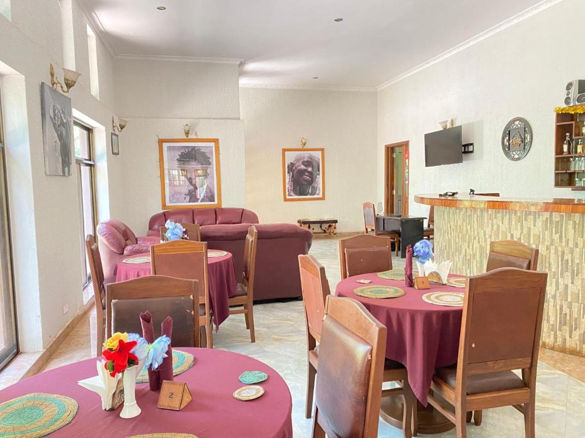 Sangana Lodge Моши Екстериор снимка