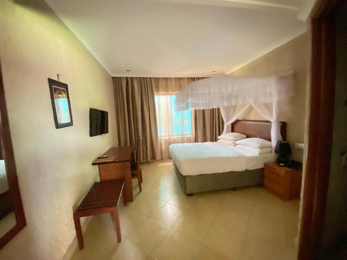 Sangana Lodge Моши Екстериор снимка
