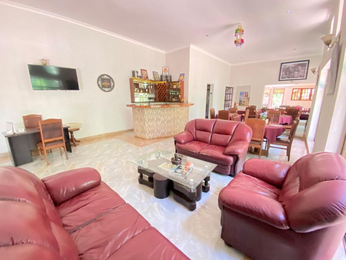 Sangana Lodge Моши Екстериор снимка
